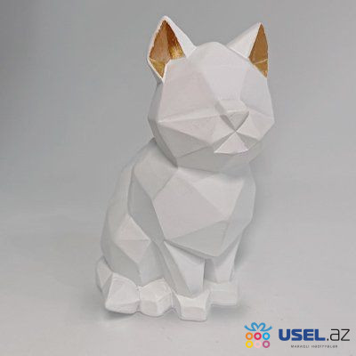 Polygonal sculpture "Cat" in papercraft technique